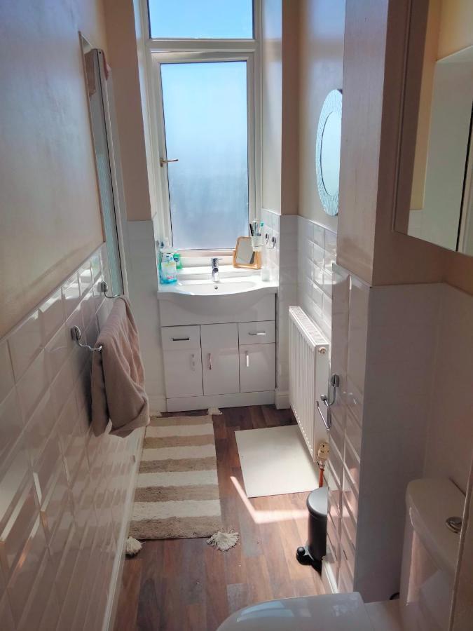 Spacious Flat In Bridgeton, Glasgow Dış mekan fotoğraf